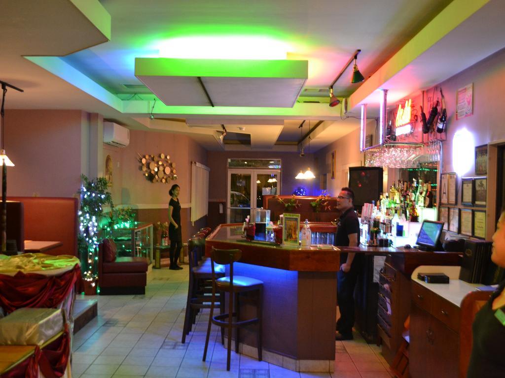 Hotel West Plaza Malakal Koror Exteriér fotografie