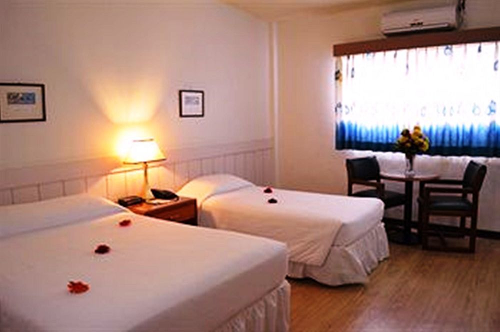 Hotel West Plaza Malakal Koror Exteriér fotografie