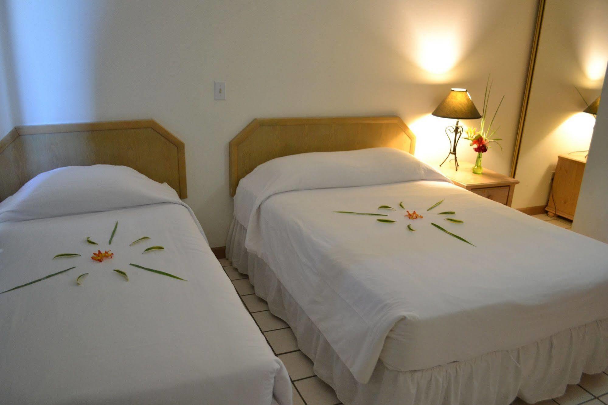 Hotel West Plaza Malakal Koror Exteriér fotografie