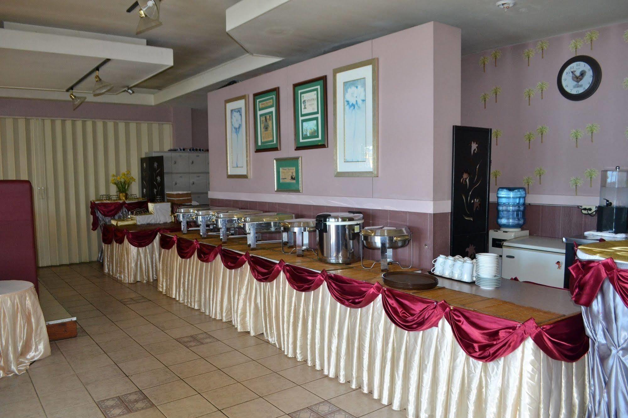 Hotel West Plaza Malakal Koror Exteriér fotografie